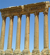 Баальбек (колоннада храма Юпитера)