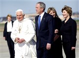Бенедикт XVI и Джордж Буш (2008)