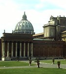 Ватикан (сад во дворе собора Св. Петра)
