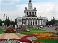 Всероссийский выставочный центр (центральная аллея ВВЦ)