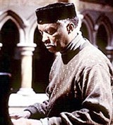 Джамал Ахмад (за роялем)