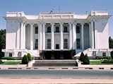 Душанбе (здание театра оперы и балета)