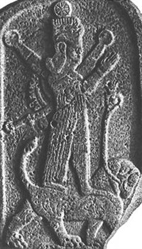 ИШТАР (богиня на льве)