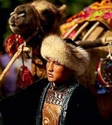 Киргиз в национальном костюме