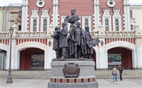 Памятник создателям российских железных дорог (Москва)
