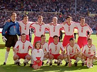 Польша (сборная, в белых футболках, 1999) [спорт]