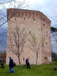 Фаэнца (руины крепости)