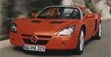Opel Speedster вид спереди сбоку
