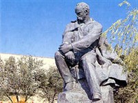 Актау (памятник Т. Шевченко)