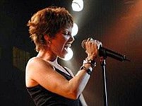 Бенатар Пат (2001 год)