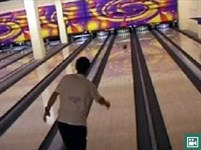 Боулинг (видео) [спорт]