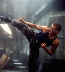 Ван Дамм Жан-Клод (в фильме «Уличный боец»)