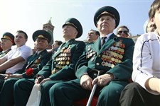 Ветераны на Параде (2010)
