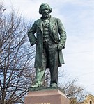 Глинка Михаил Иванович (памятник в Петербурге)