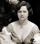 Гундарева Наталия Георгиевна («Белый снег России»)