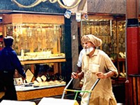 Дубай (местные жители)