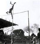 Игры VIII олимпиады (Ли Барнс) [спорт]