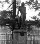 Кронштадт (памятник)