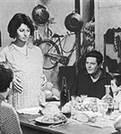 Лорен София (в фильме «Вчера, сегодня, завтра»)