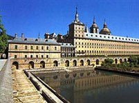 Мадрид (Эскориал, вид справа)