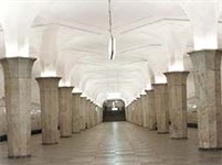 Метрополитен (станция «Кропоткинская»)