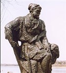 Рыбинск (памятник бурлаку)