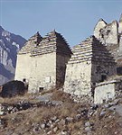 Северная Осетия («Город мертвых» в селе Даргавс)
