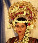 Сингапур (малайская невеста в национальном костюме)