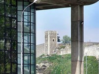 Скопье (соседство современности и старины)