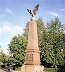 Старая Русса (памятник воинам)