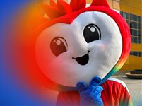 Чемпионат мира по хоккею с шайбой 2025 года (талисман)