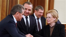 Шойгу Сергей, Владимир Пучков, Вероника Скворцова (2013)