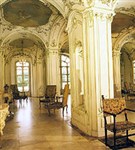 Эстерхаза (зала террена)