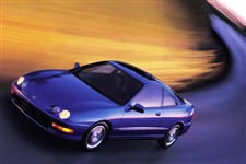 Acura Integra вид спереди в движении