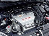 Acura RSX (подкапотное пространство)