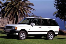 Land Rover Range Rover вид спереди сбоку 2