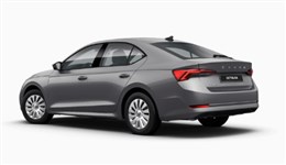 Skoda Octavia 4-го поколения (сзади)