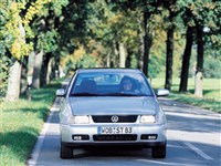 Volkswagen Polo Classic вид спереди