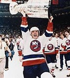 Босси Майк (с кубком)