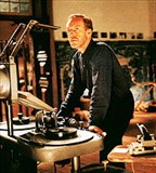 Вендерс Вим (в фильме «Лиссабонская история»)