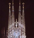 Гауди Антонио (Саграда Фамилиа ночью)