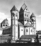 Романский стиль (монастырь Мария Лах)