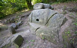 Сочи (дольмен)