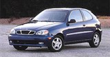 Daewoo Lanos вид спереди сбоку