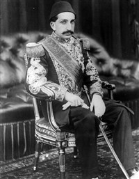 АБДУЛ-ХАМИД II (в молодости)