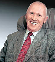 АДАМОВ Евгений Олегович (портрет)