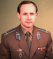 АРЦЕБАРСКИЙ Анатолий Павлович (летчик-космонавт)