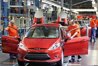 Автомобильная промышленность (автомобиль «Форд» на сборочном конвейере)