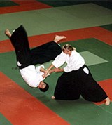 Айкидо (выполнение броска) [спорт]