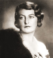 БАНДРОВСКА-ТУРСКА Эва